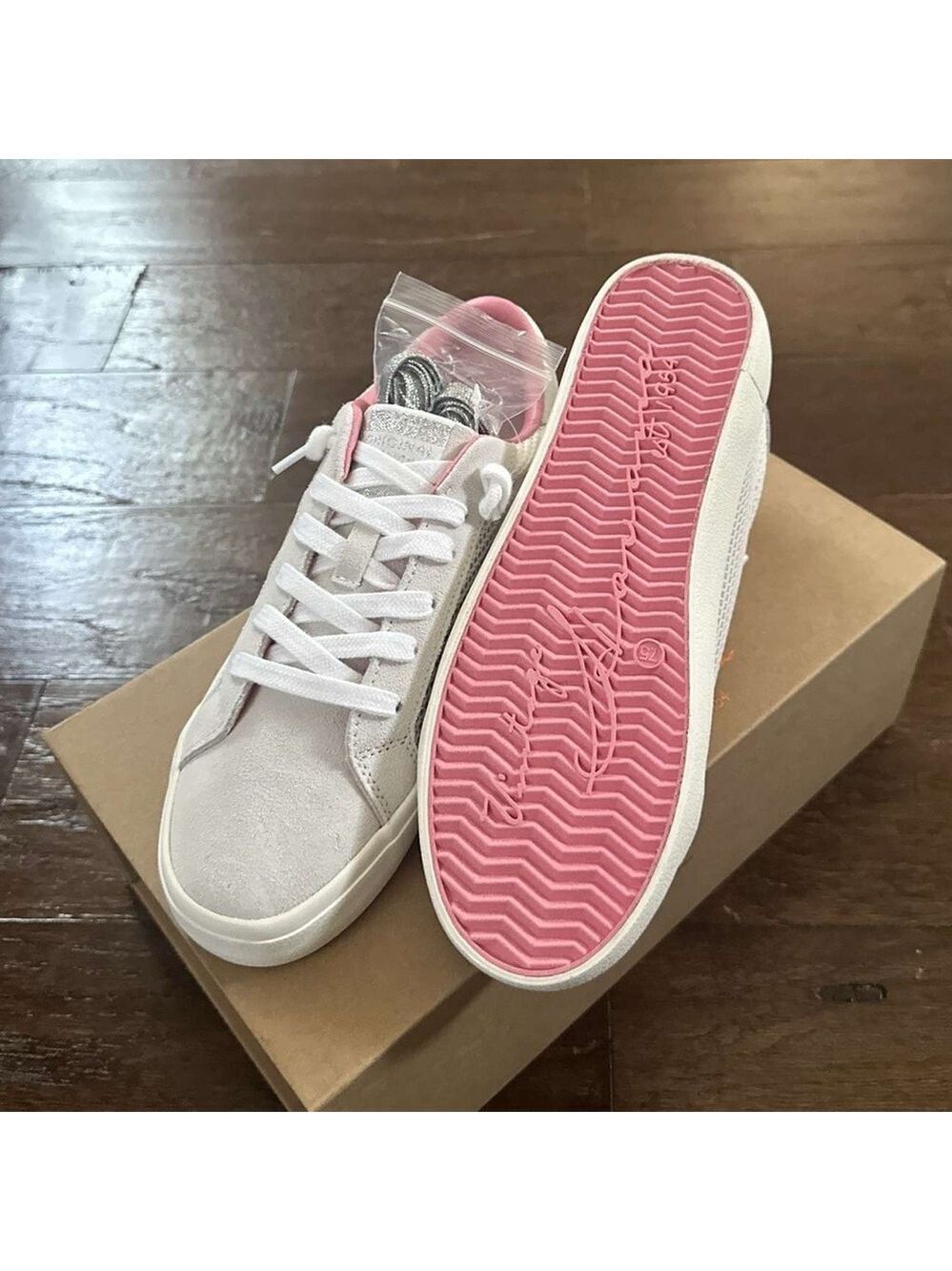 VINTAGE HAVANA-FREE Sneakers-7.5-neon pink pop. Brand new - Picture 6 of 8